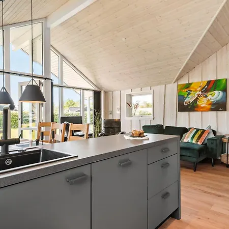 4 Bedroom Amazing In Hemmet