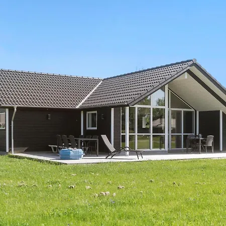 4 Bedroom Amazing In Hemmet