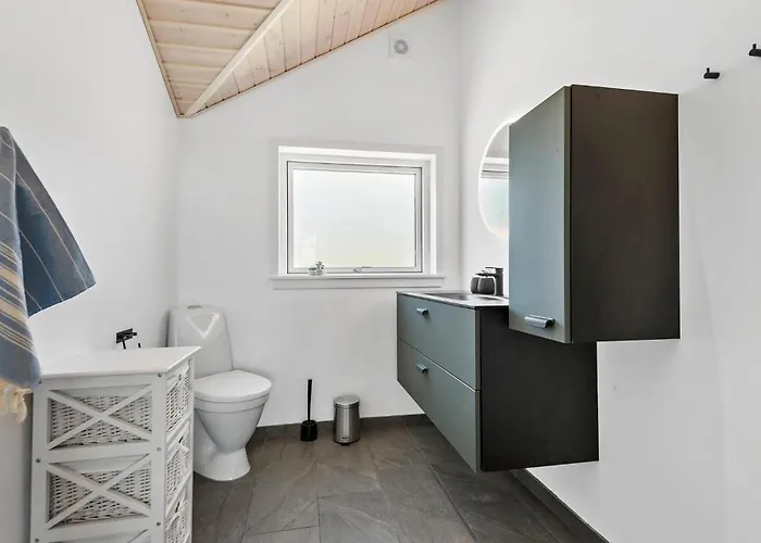 4 Bedroom Amazing In *