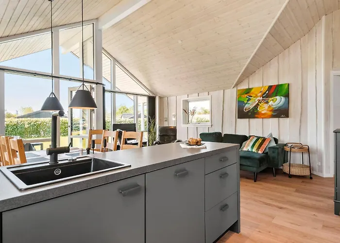 4 Bedroom Amazing In Hemmet