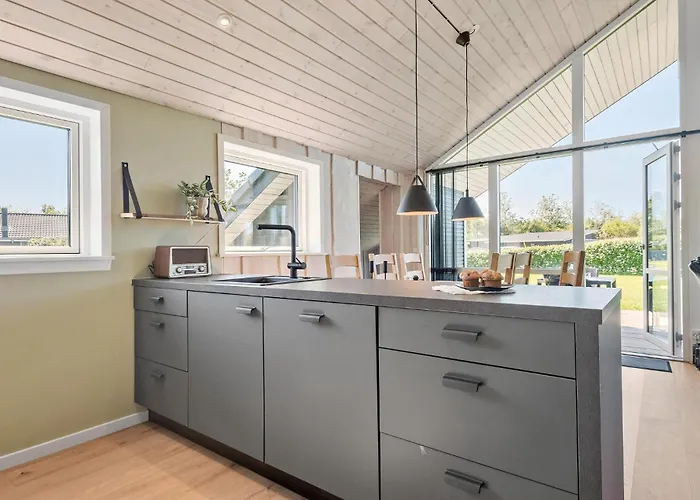 Сasa de vacaciones 4 Bedroom Amazing In Hemmet